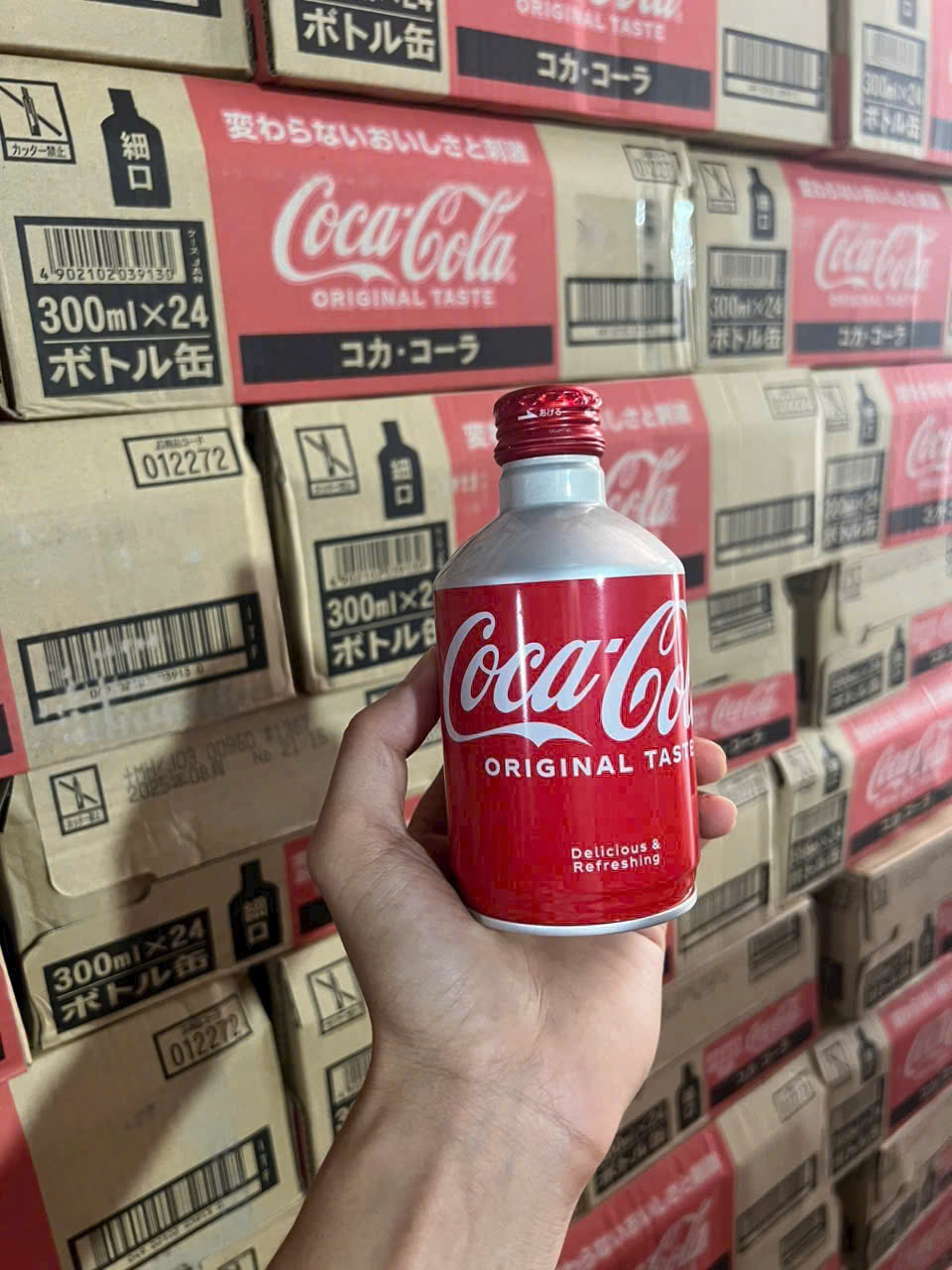 cô ca nhật nắp vặn