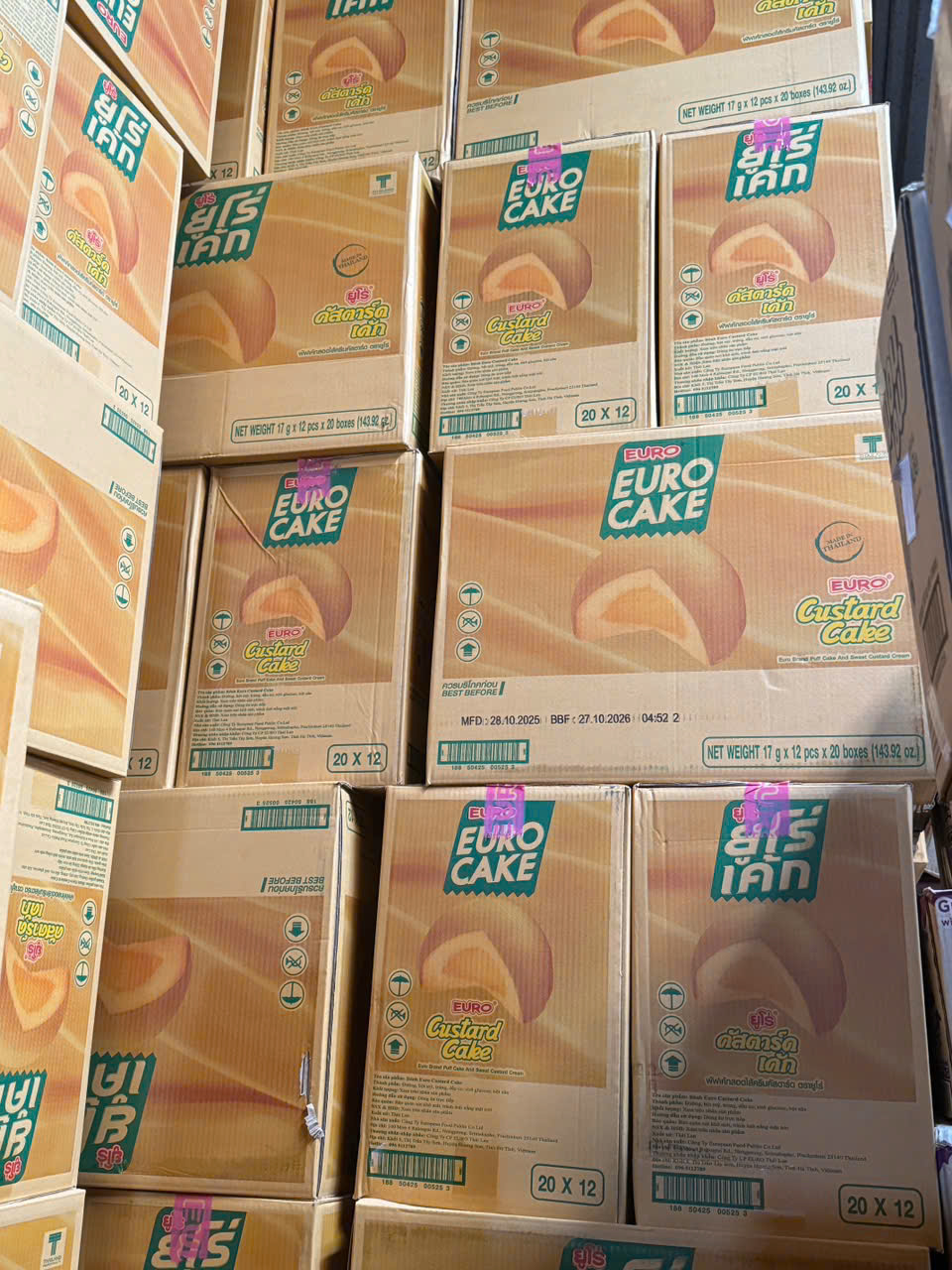 BÁNH TRỨNG THÁI HỘP THÙNG 20 HỘP